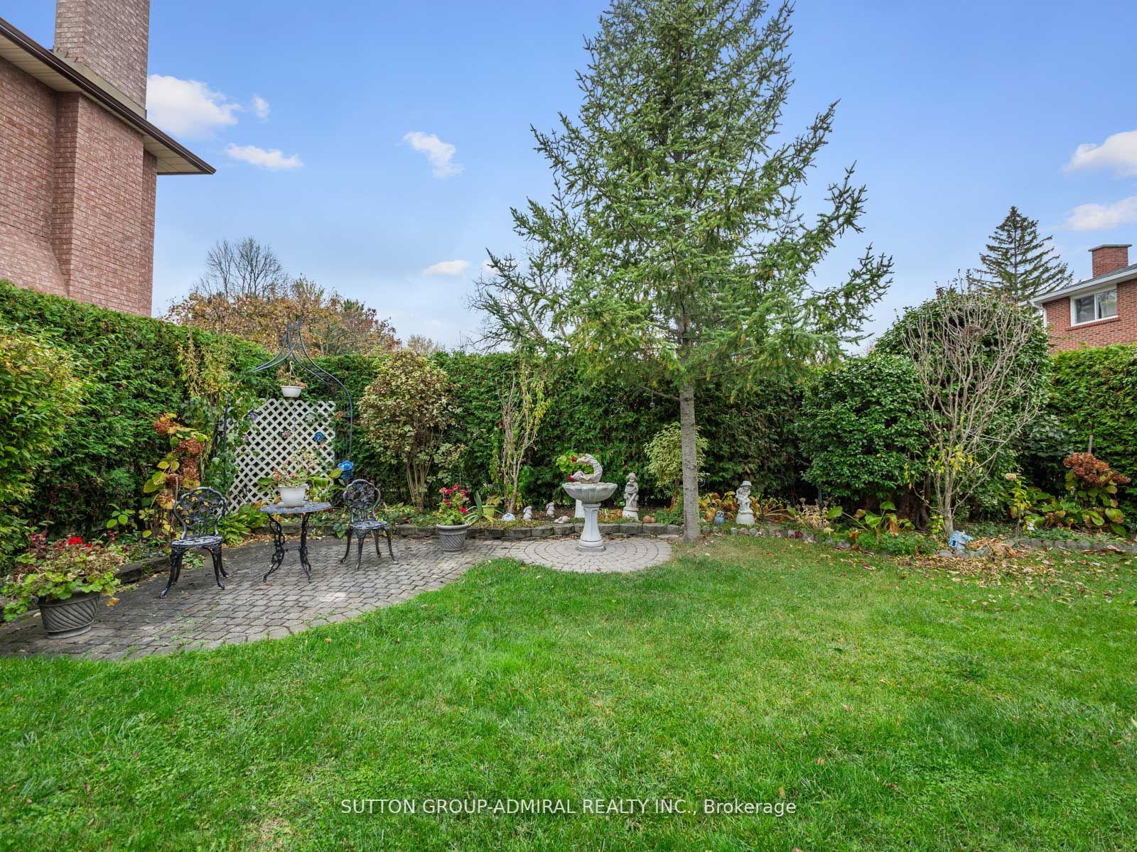 84 Pearson Avenue