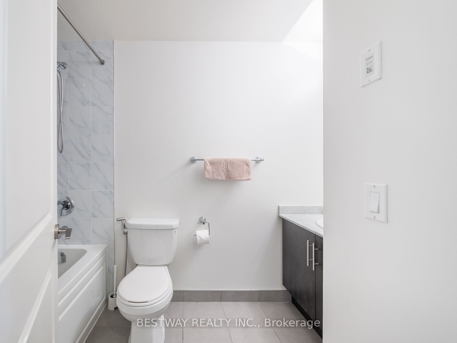 9506 Markham Rd, #605