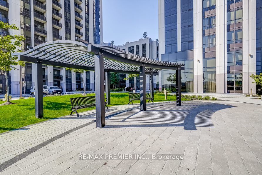 9085 Jane Street, #1009