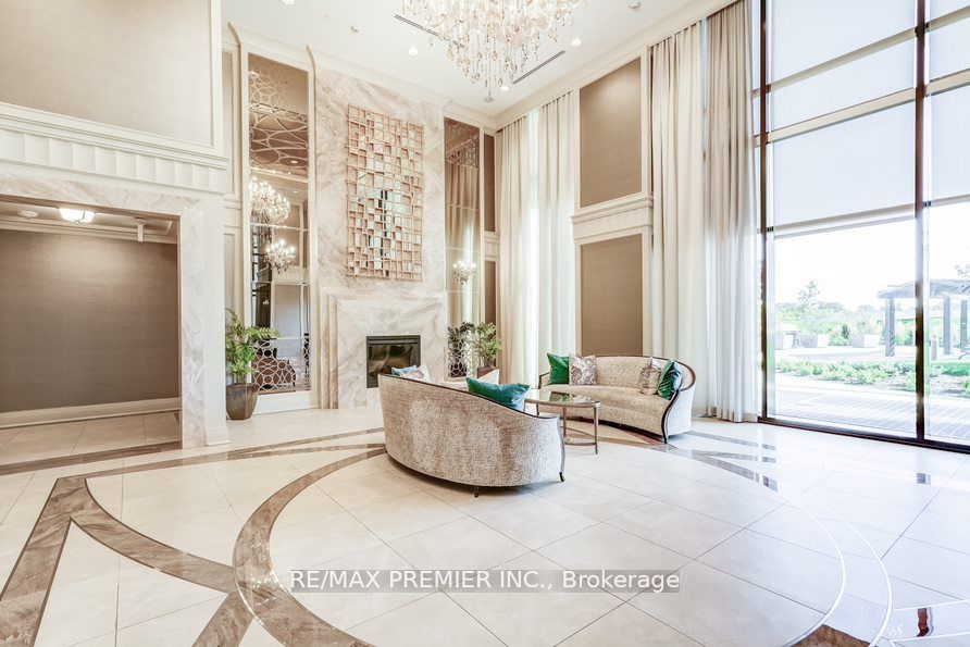 9085 Jane Street, #1009