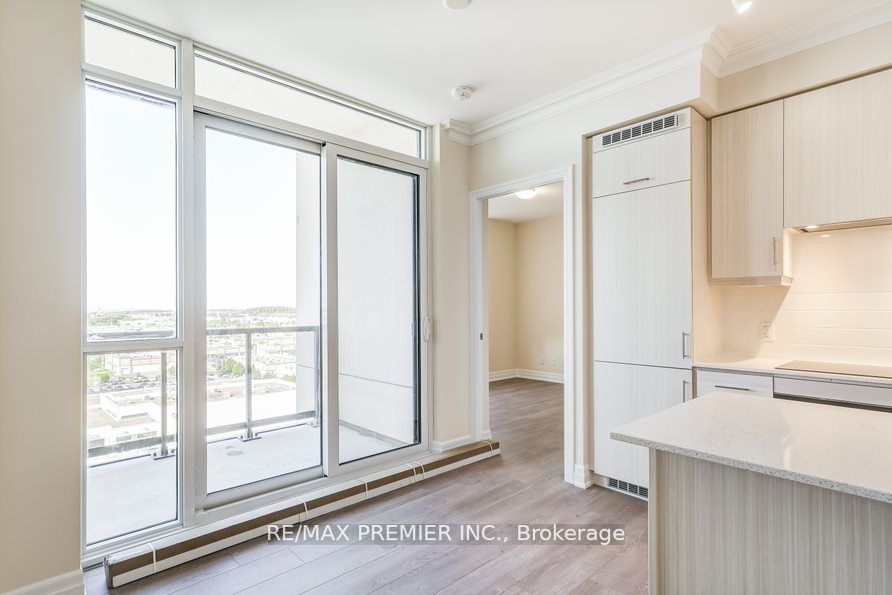 9085 Jane Street, #1009