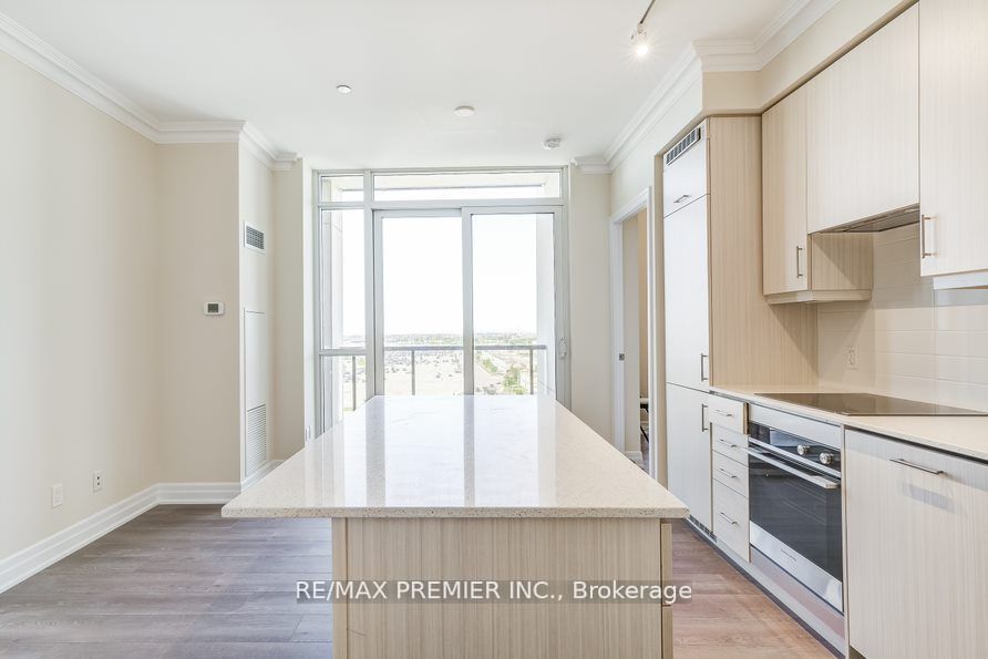 9085 Jane Street, #1009