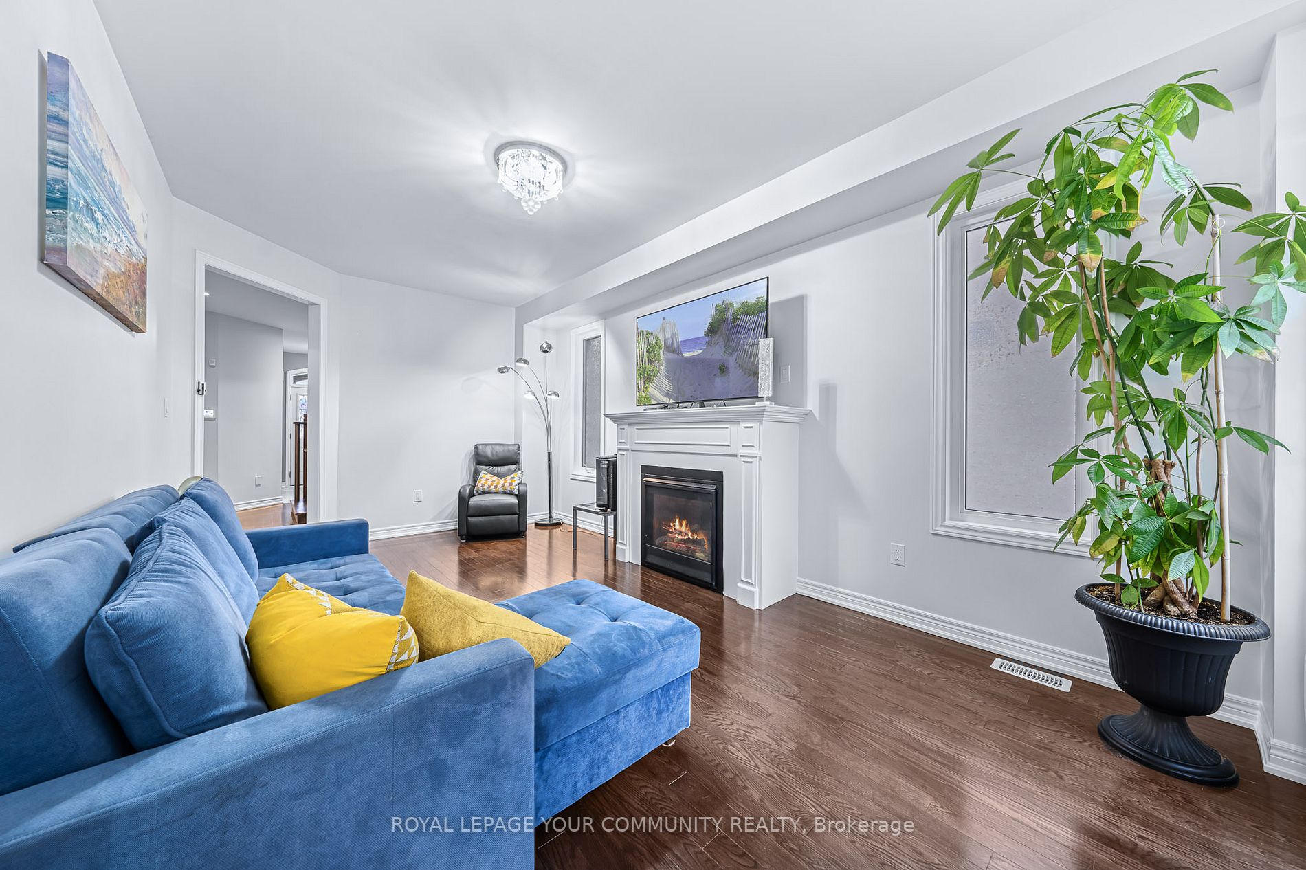 2012 Mullen St