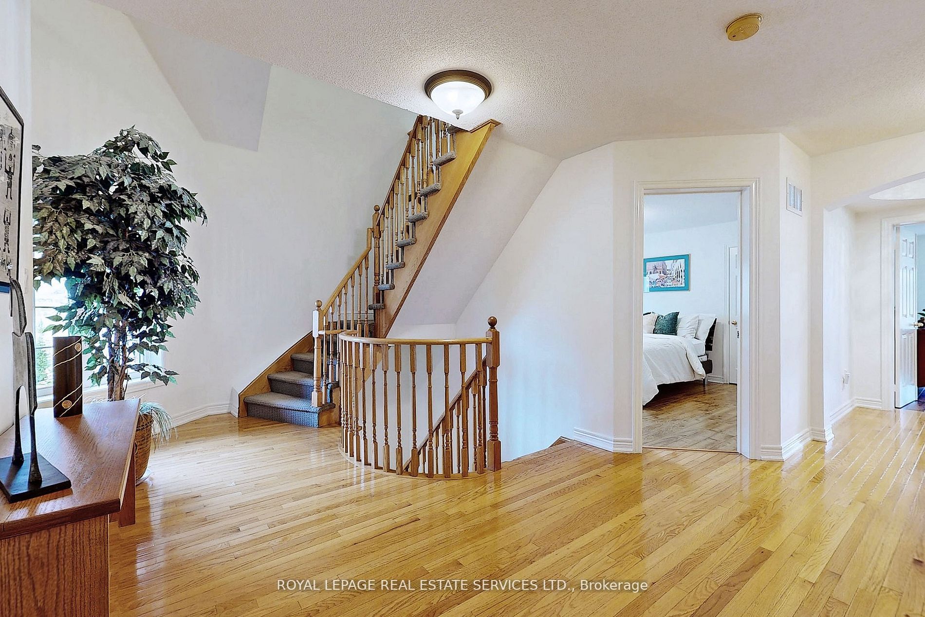 45 Seabreeze Ave