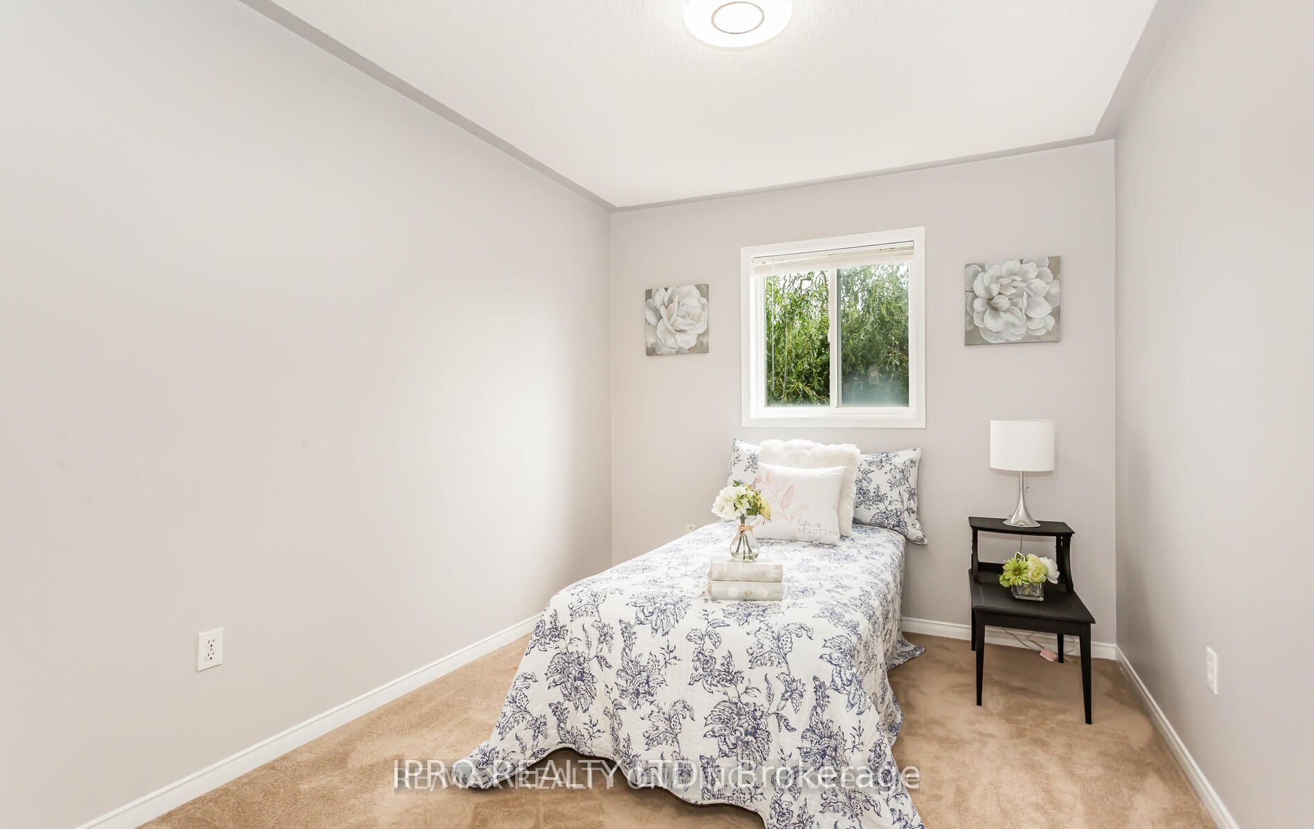405 Hollandview Tr