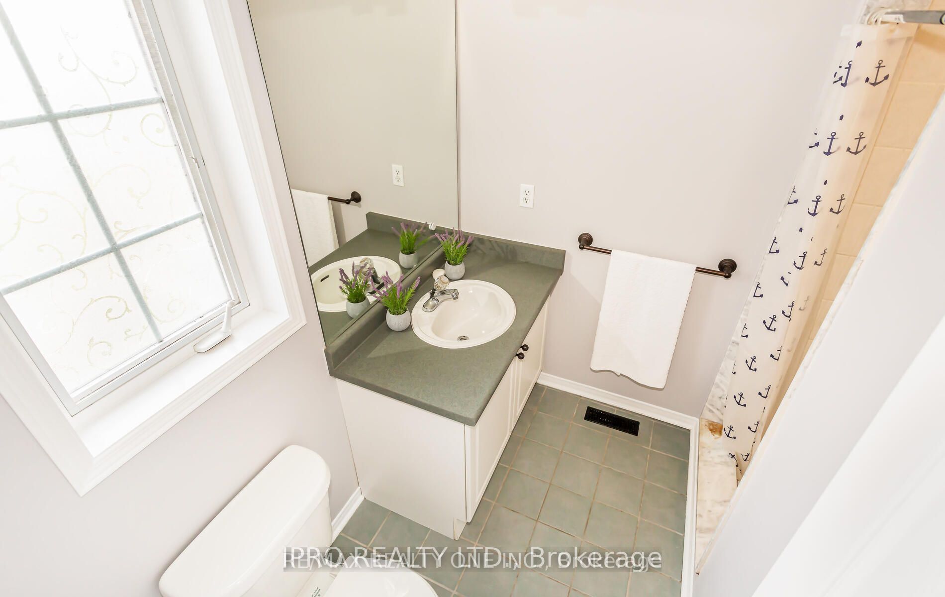 405 Hollandview Tr