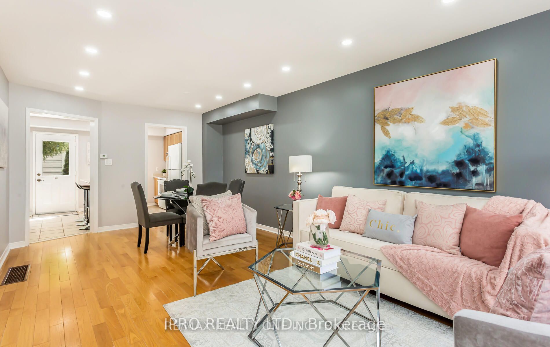 405 Hollandview Tr