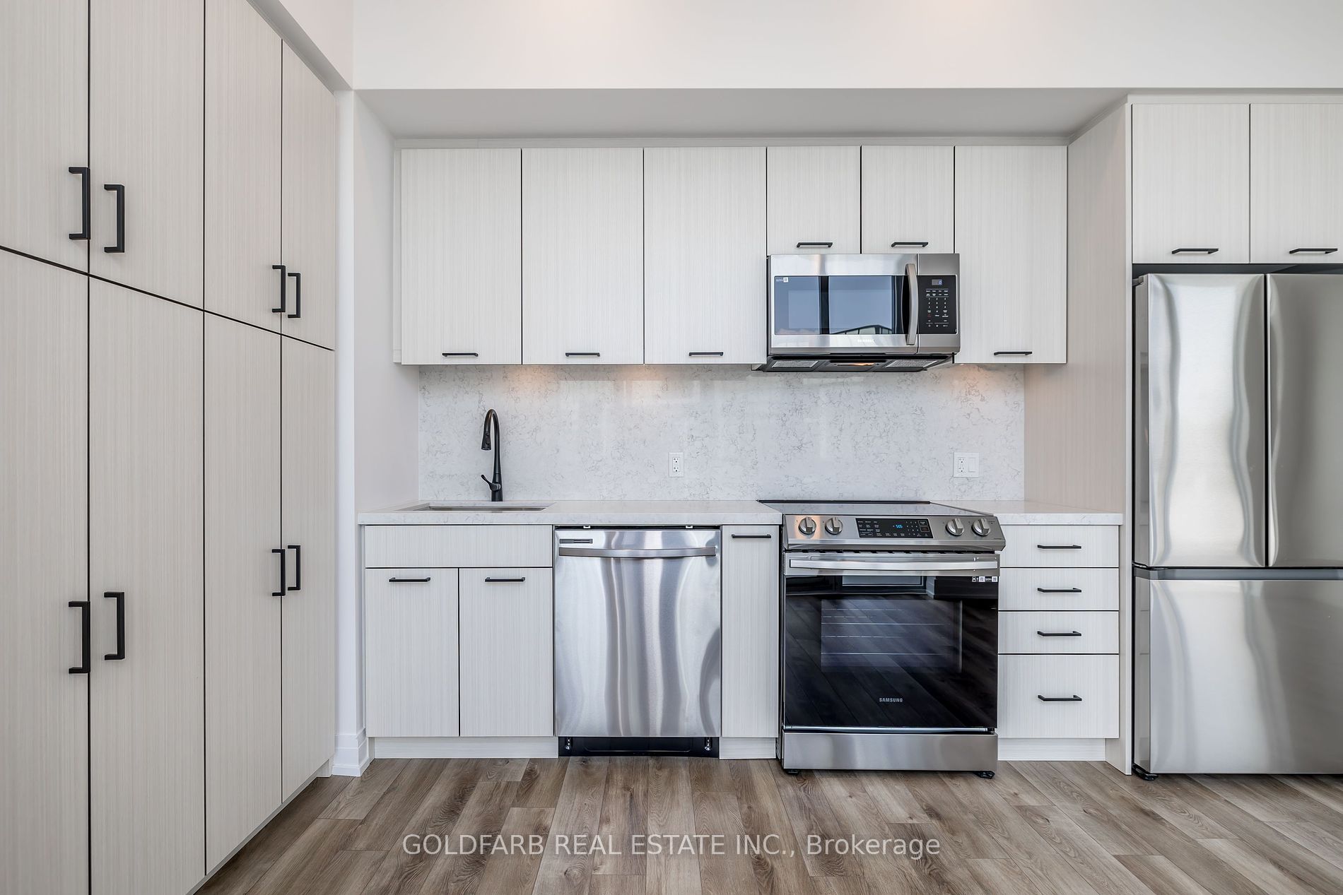 415 Sea Ray Avenue #456