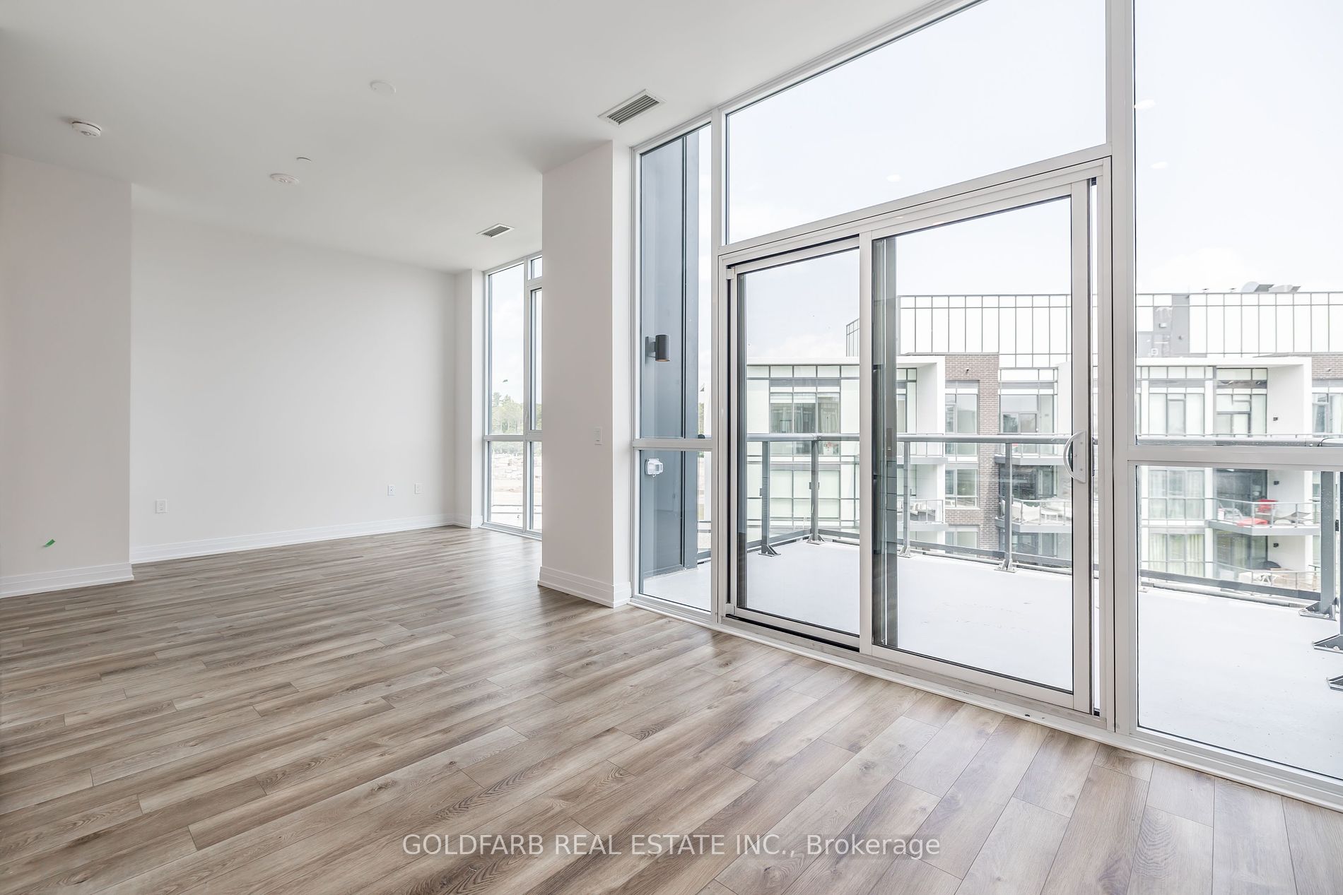 415 Sea Ray Avenue #456