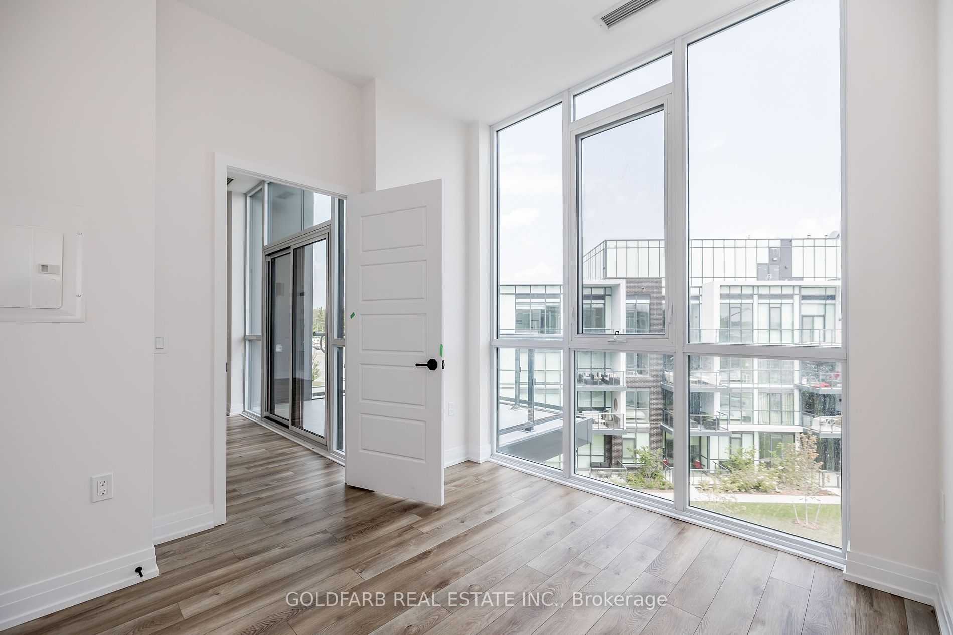 415 Sea Ray Avenue #456