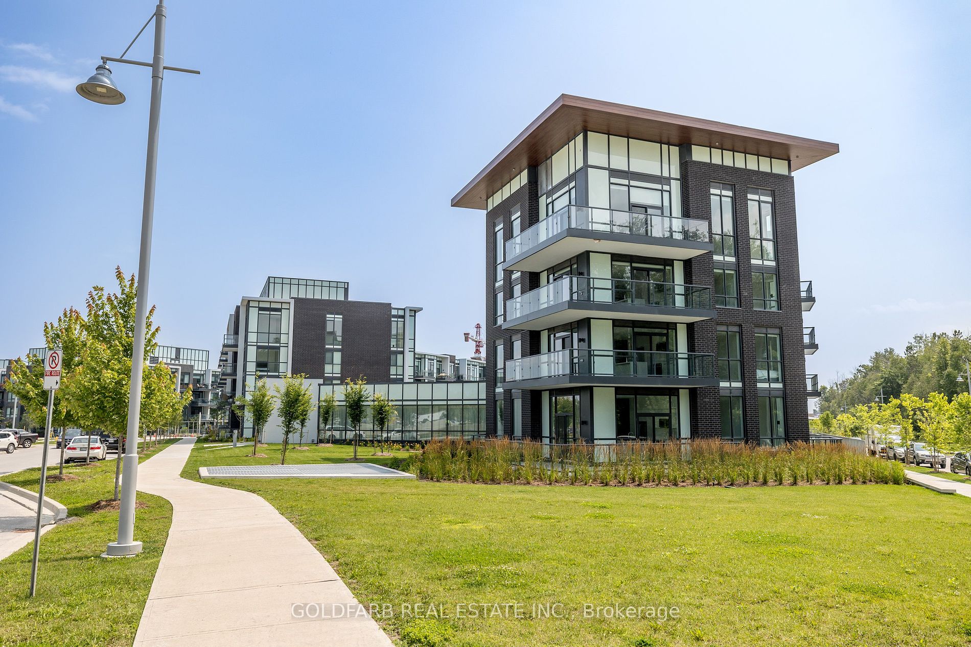 415 Sea Ray Avenue #456