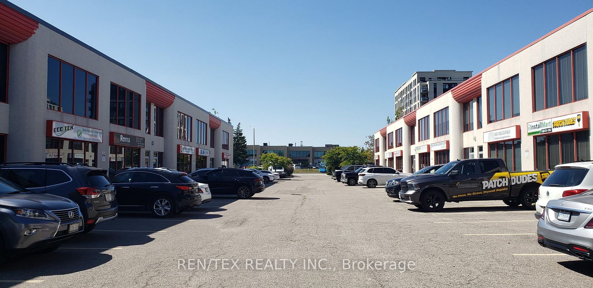65 Woodstream Blvd, #15