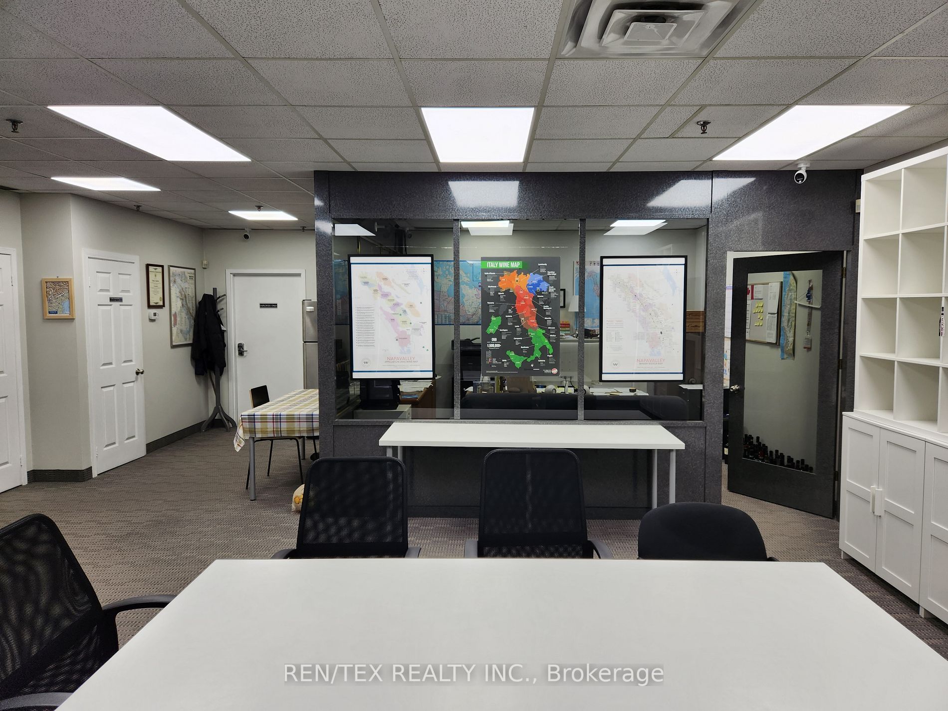 65 Woodstream Blvd, #15