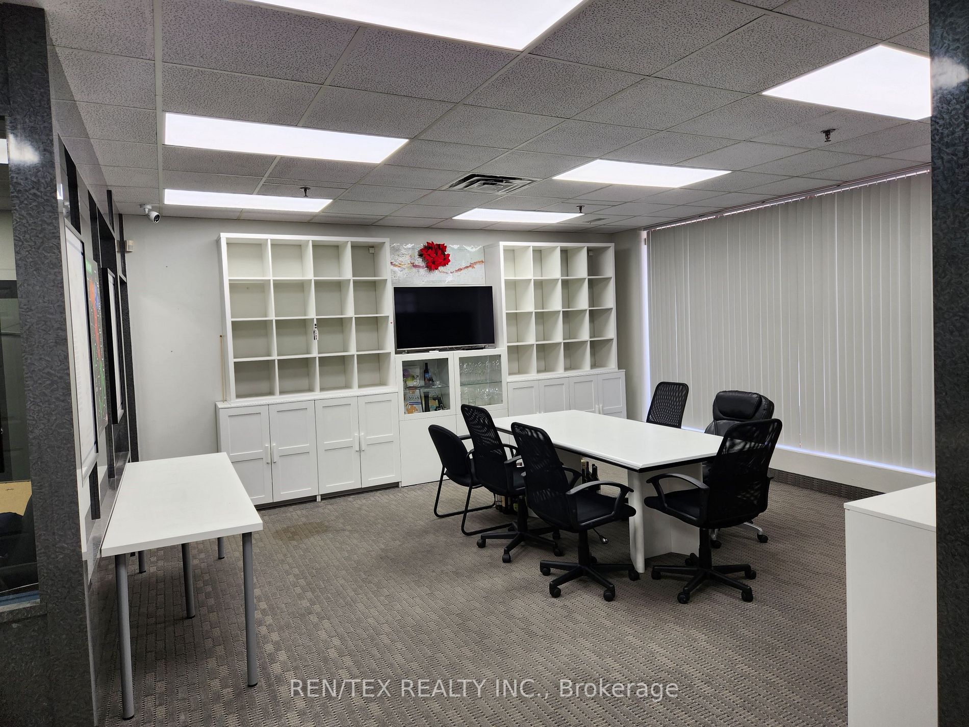 65 Woodstream Blvd, #15