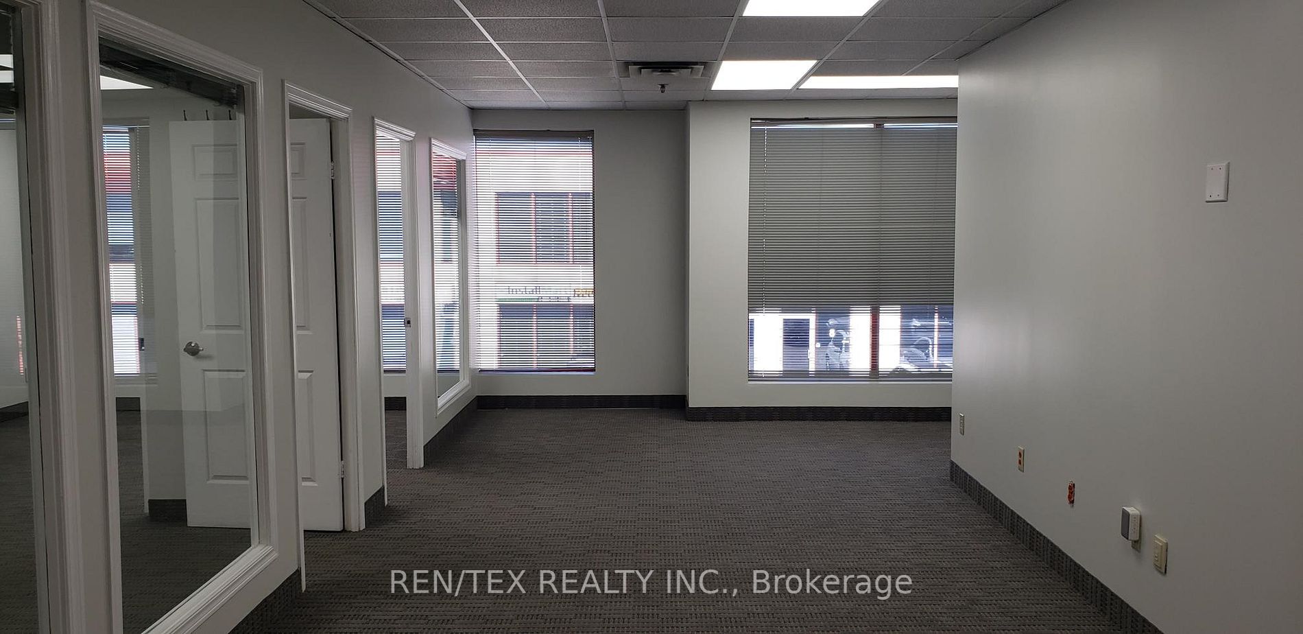 65 Woodstream Blvd, #15