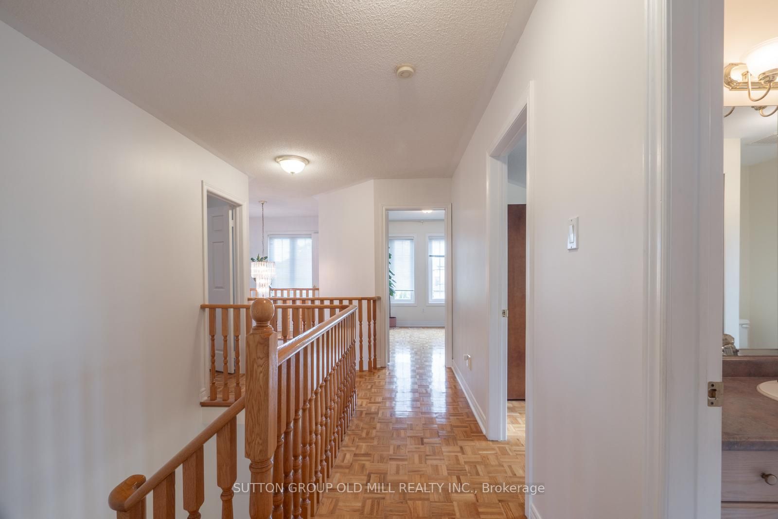 37 Oban Ave