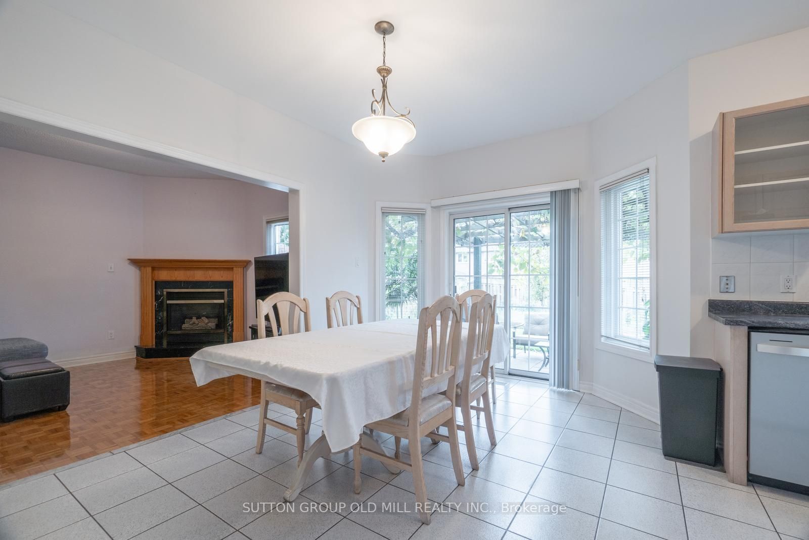 37 Oban Ave