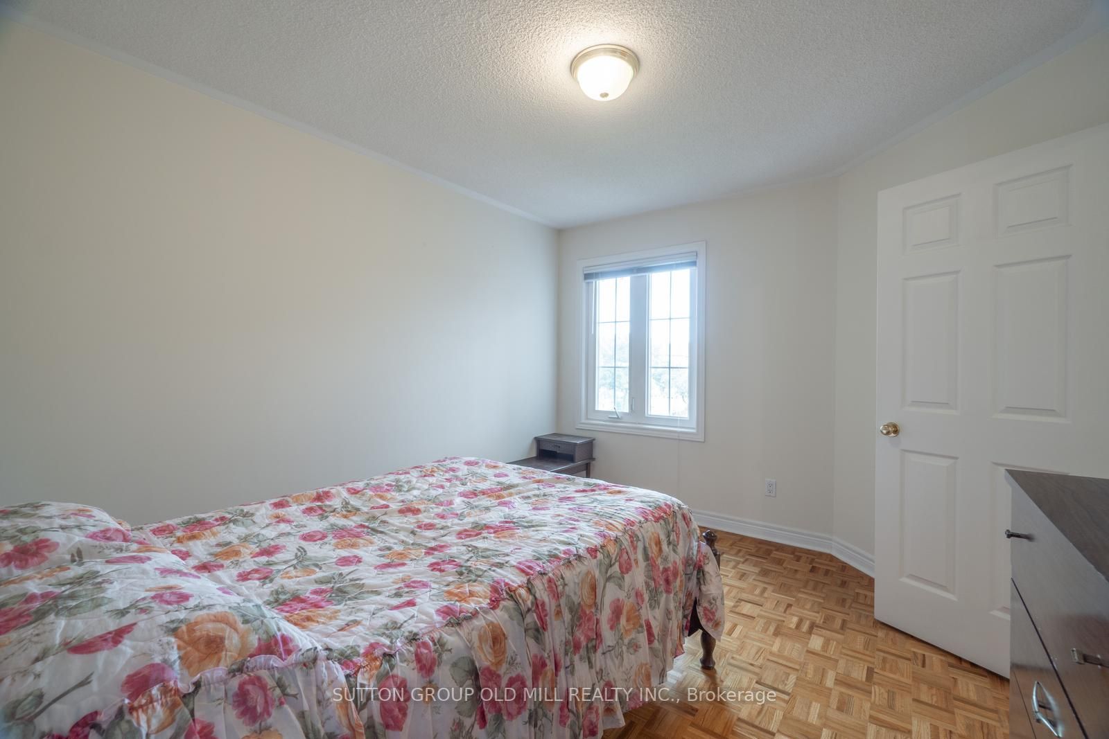 37 Oban Ave