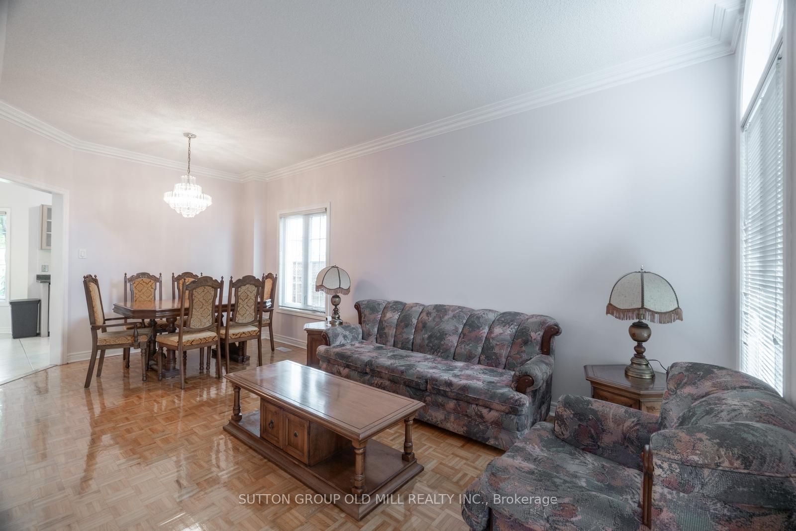 37 Oban Ave
