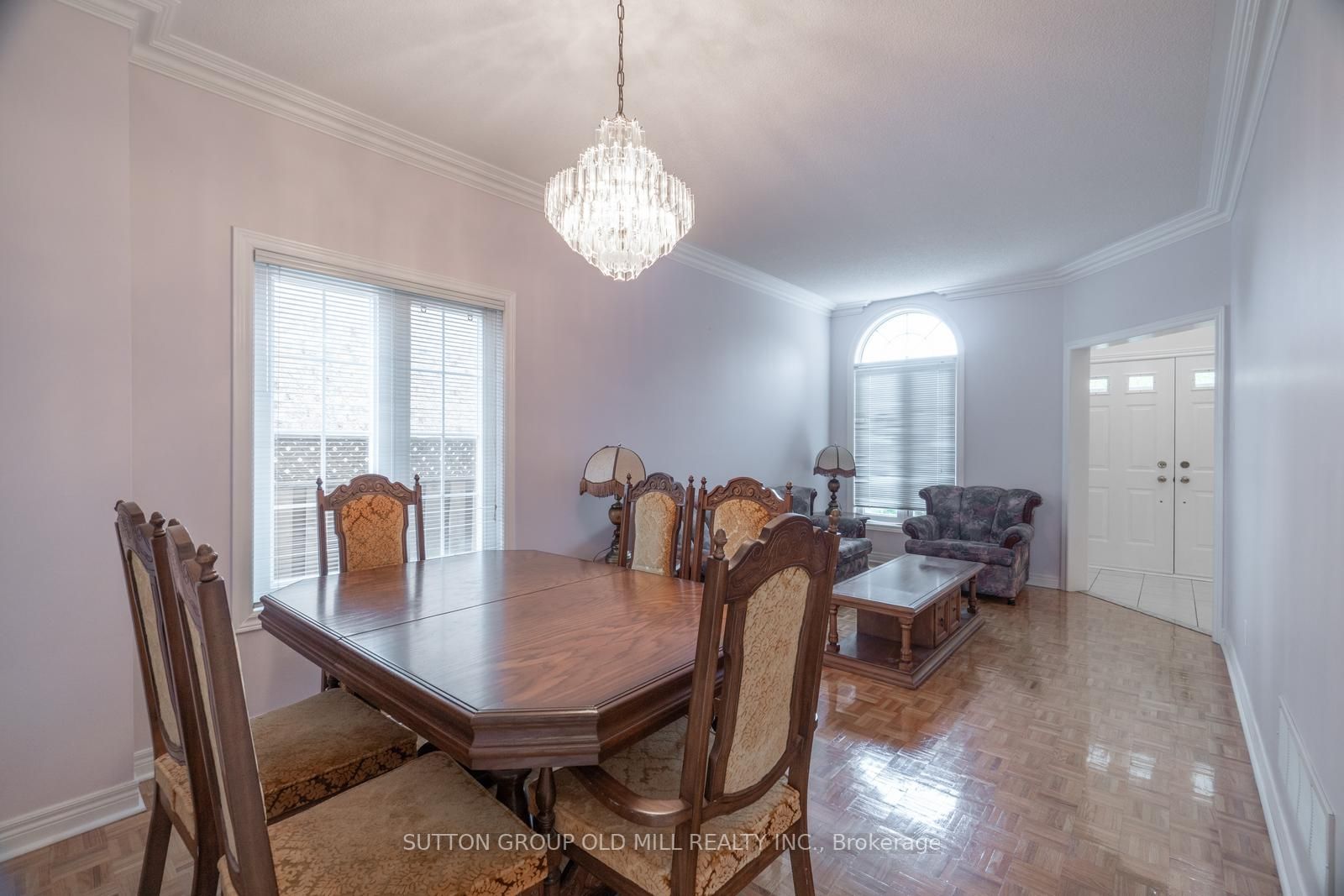 37 Oban Ave