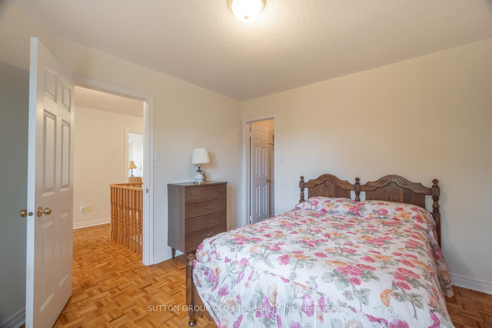 37 Oban Ave