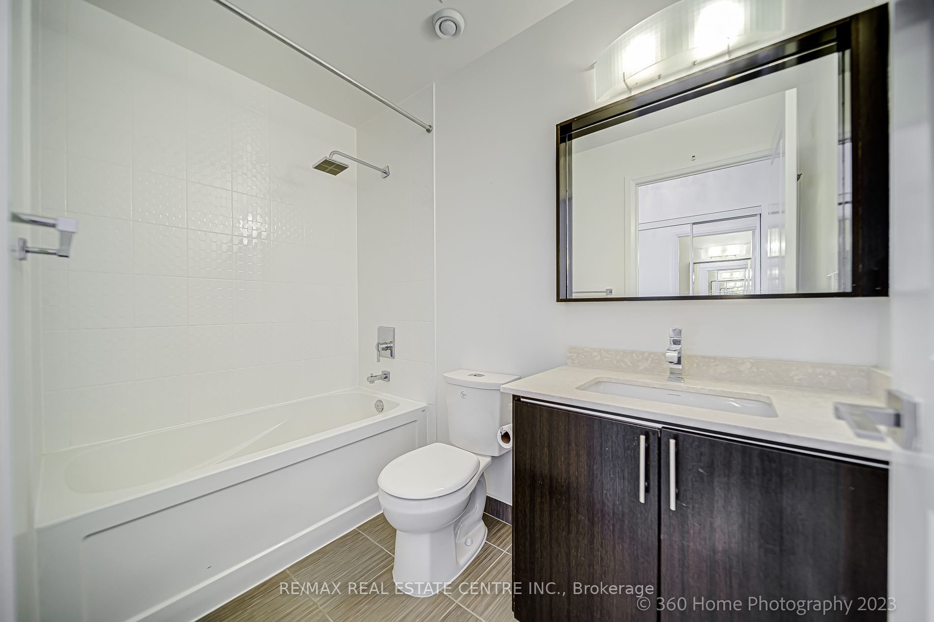7171 Yonge Street, #PH02