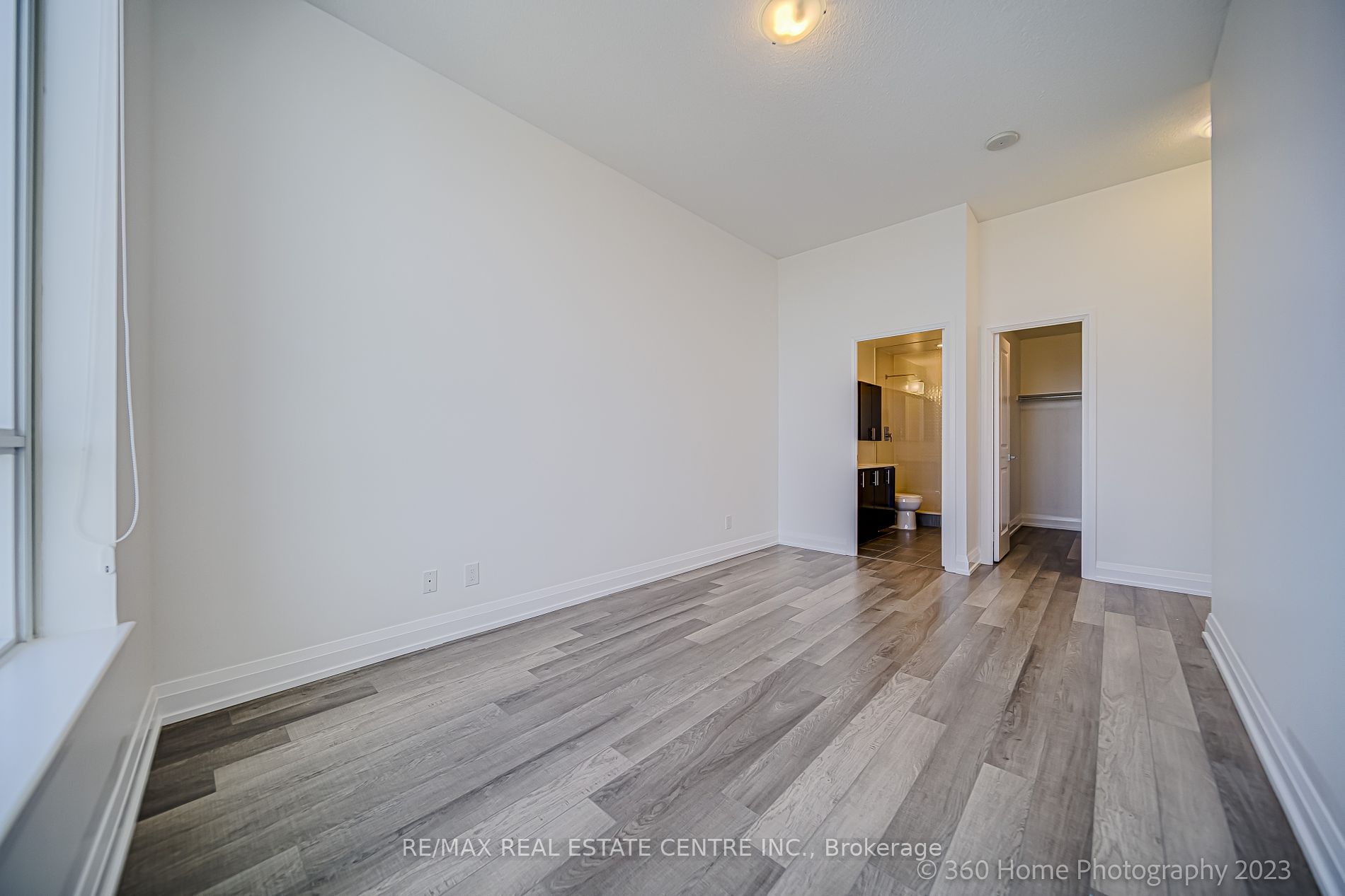 7171 Yonge Street, #PH02