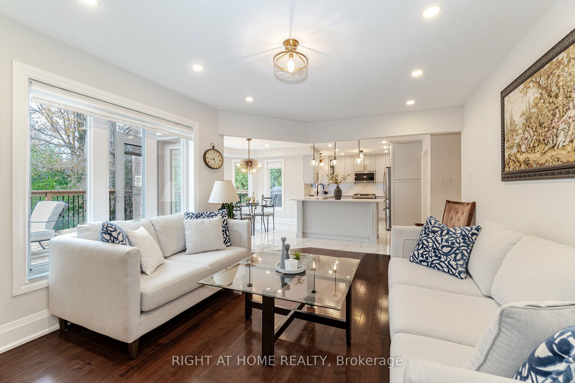 789 College Manor Dr