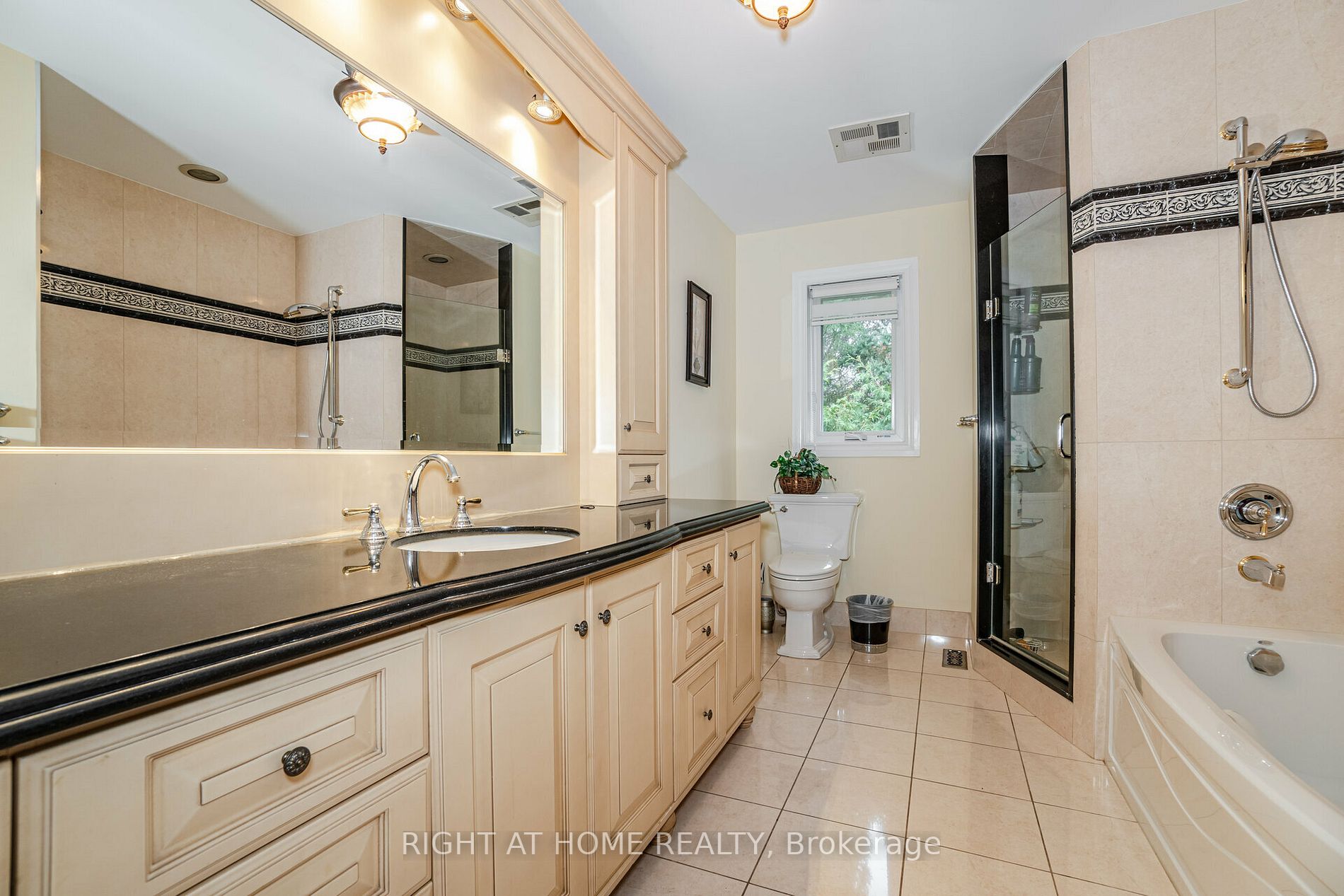 789 College Manor Dr