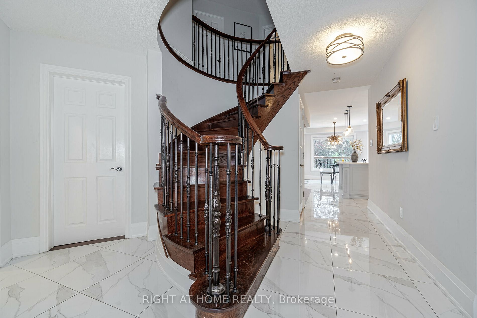 789 College Manor Dr