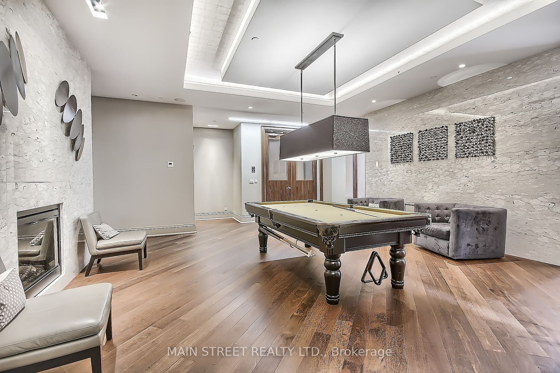 111 Civic Square Gate, #401