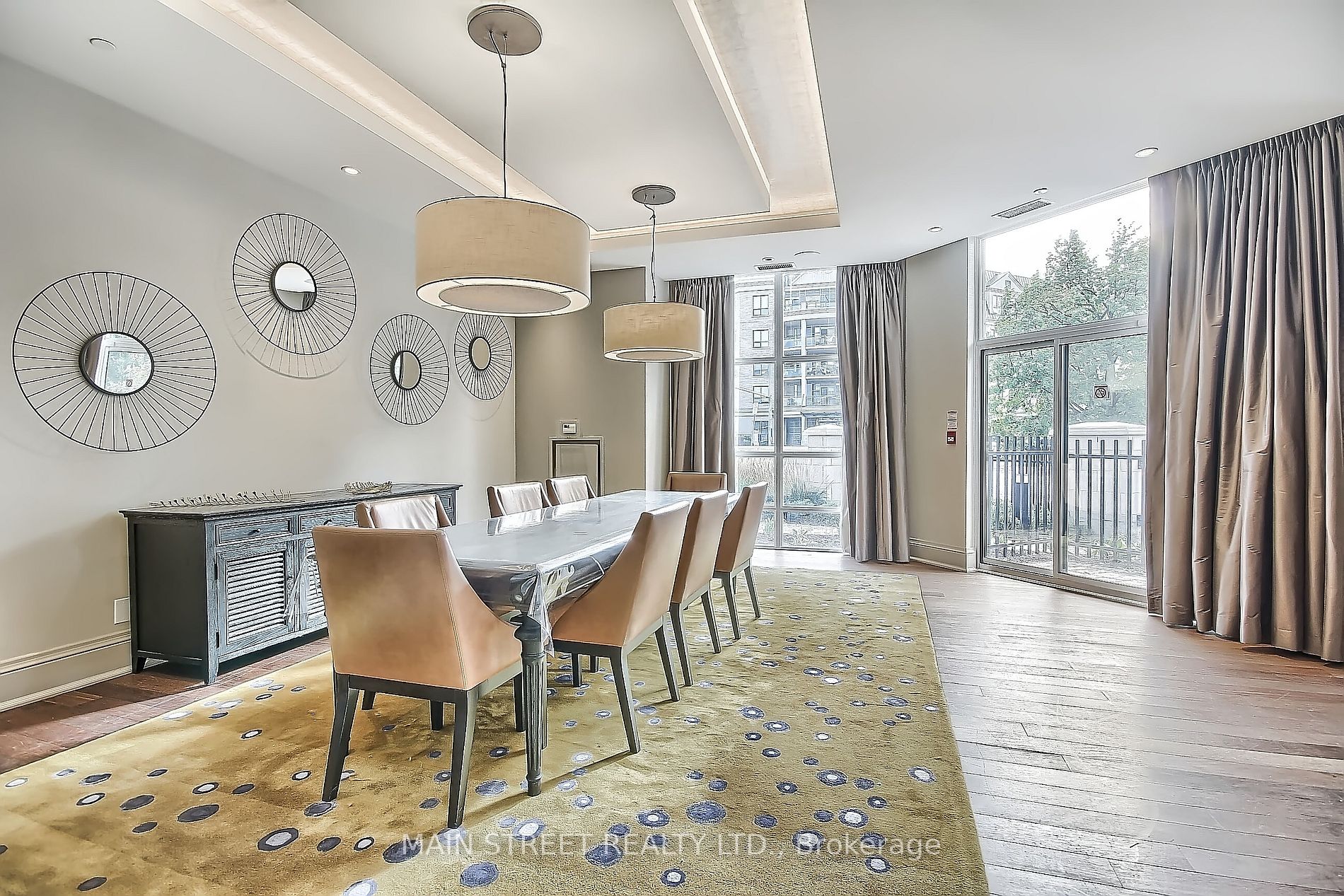 111 Civic Square Gate, #401