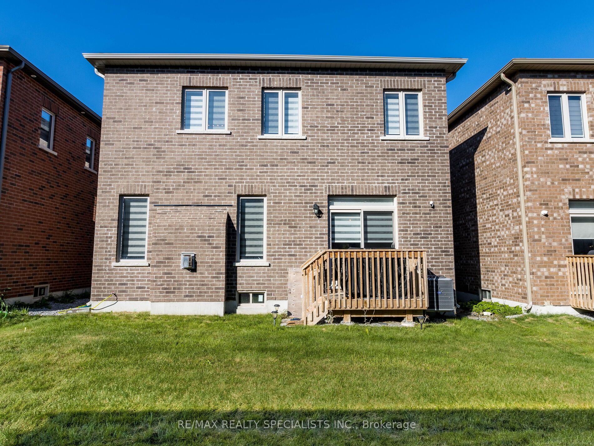 17 Betty May Cres