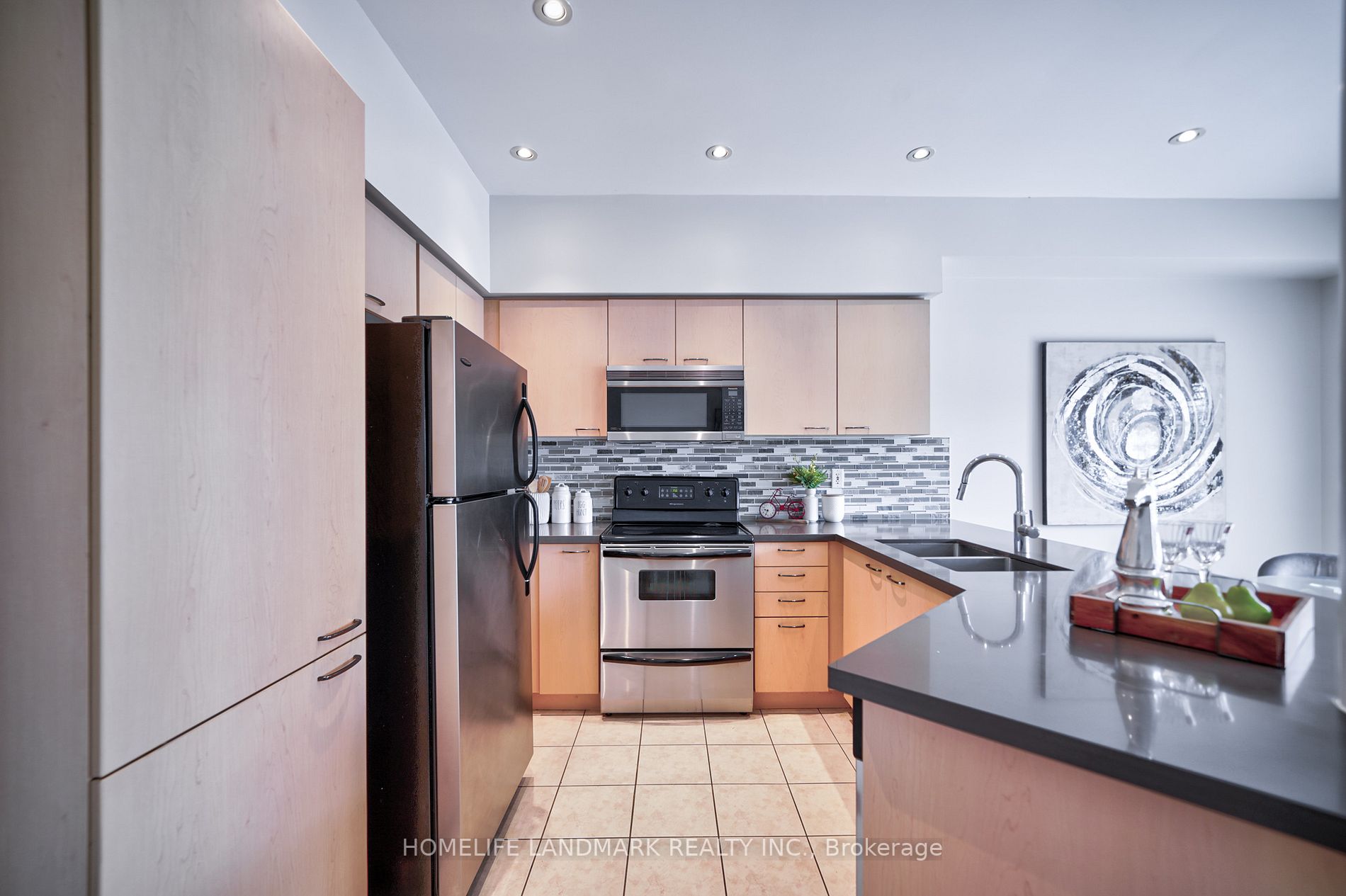 78 Cedarcrest Cres