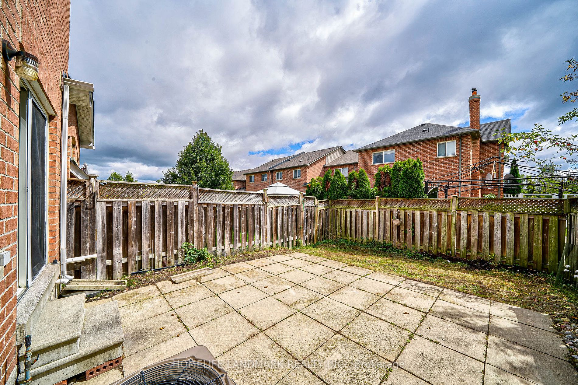 78 Cedarcrest Cres
