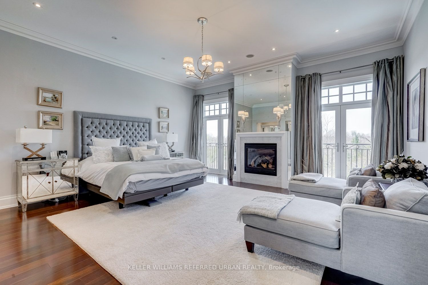 10 Windrush Rd