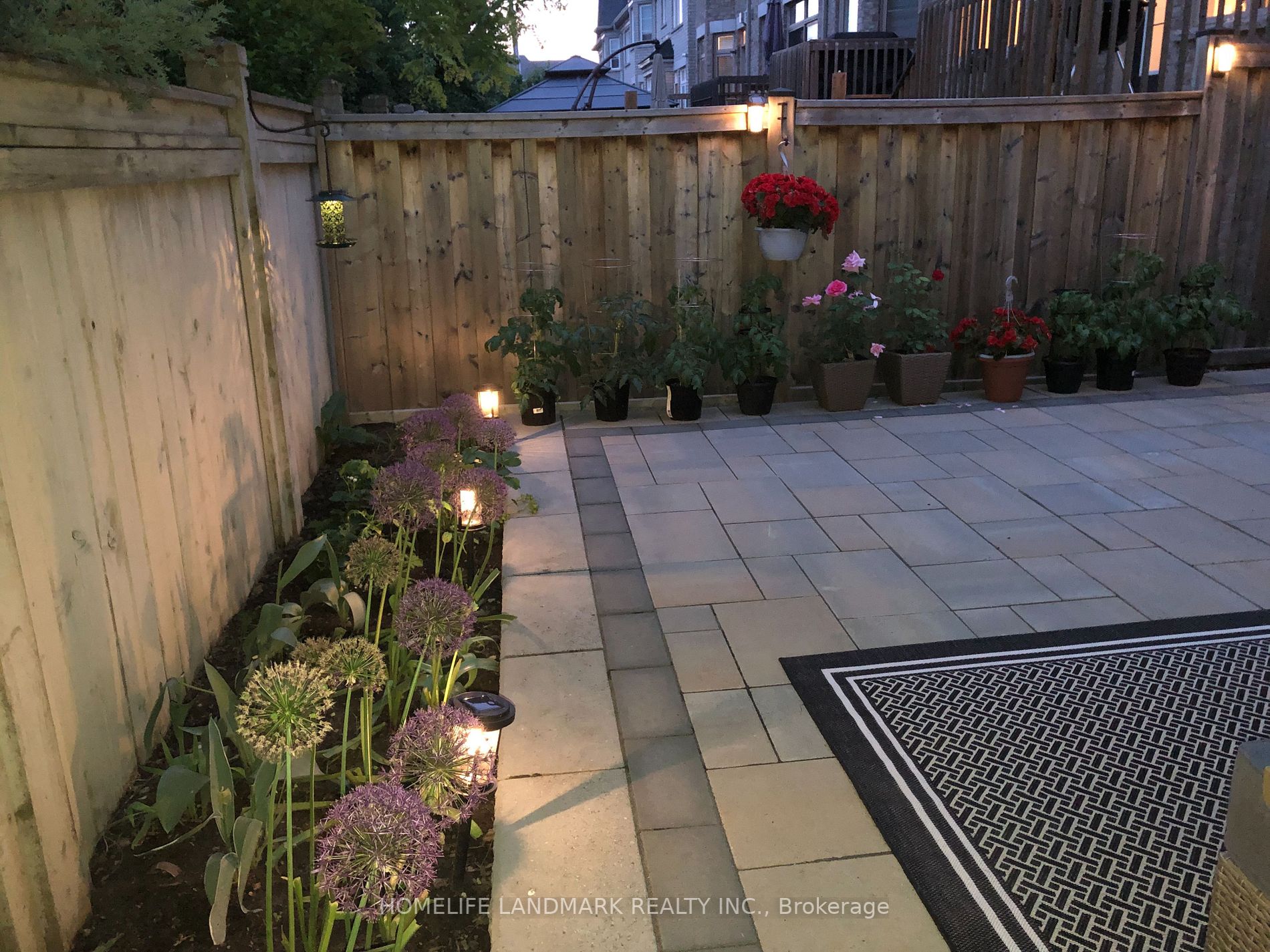 21 Vedette Way