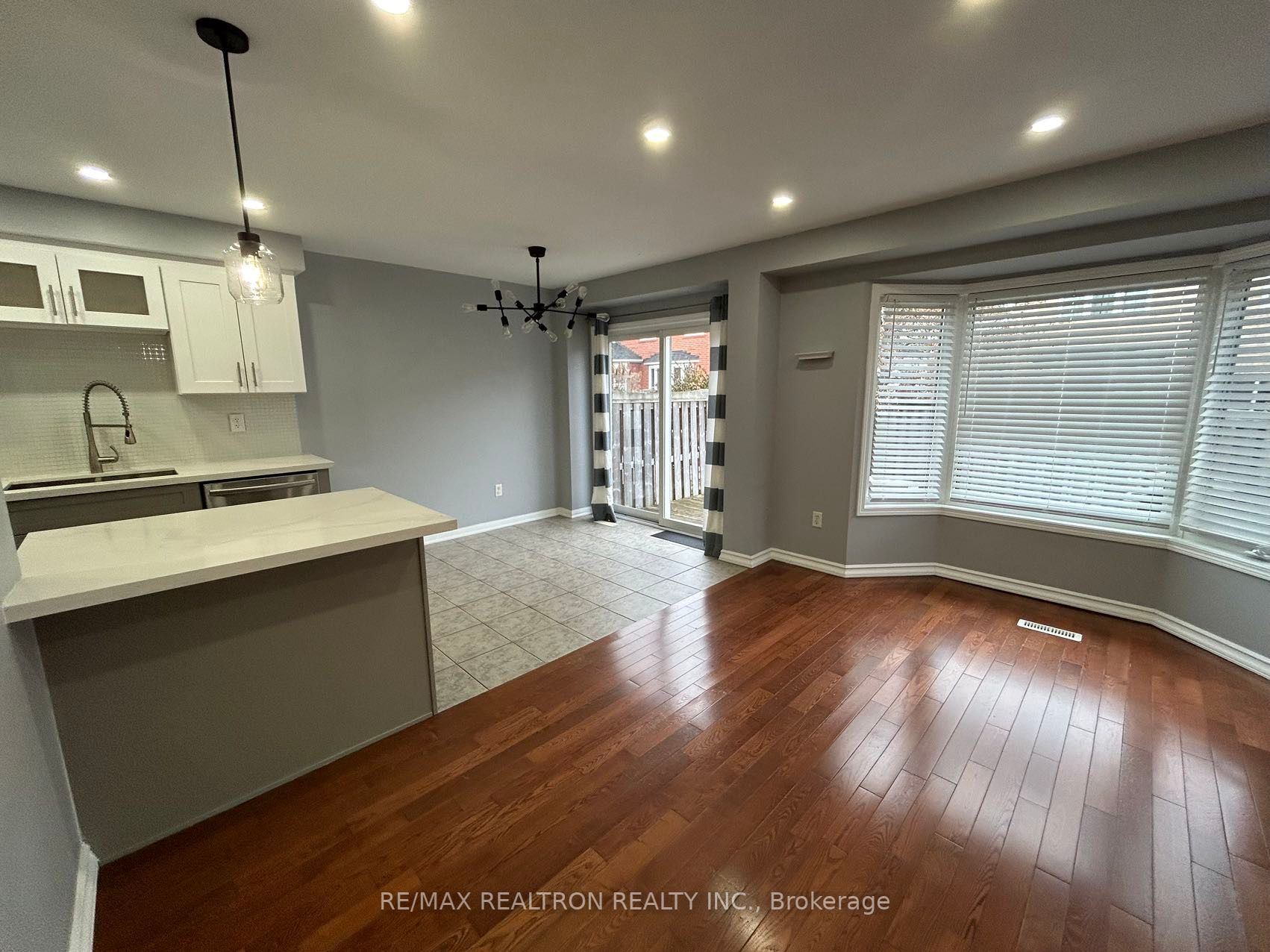 24 Richard Underhill Avenue