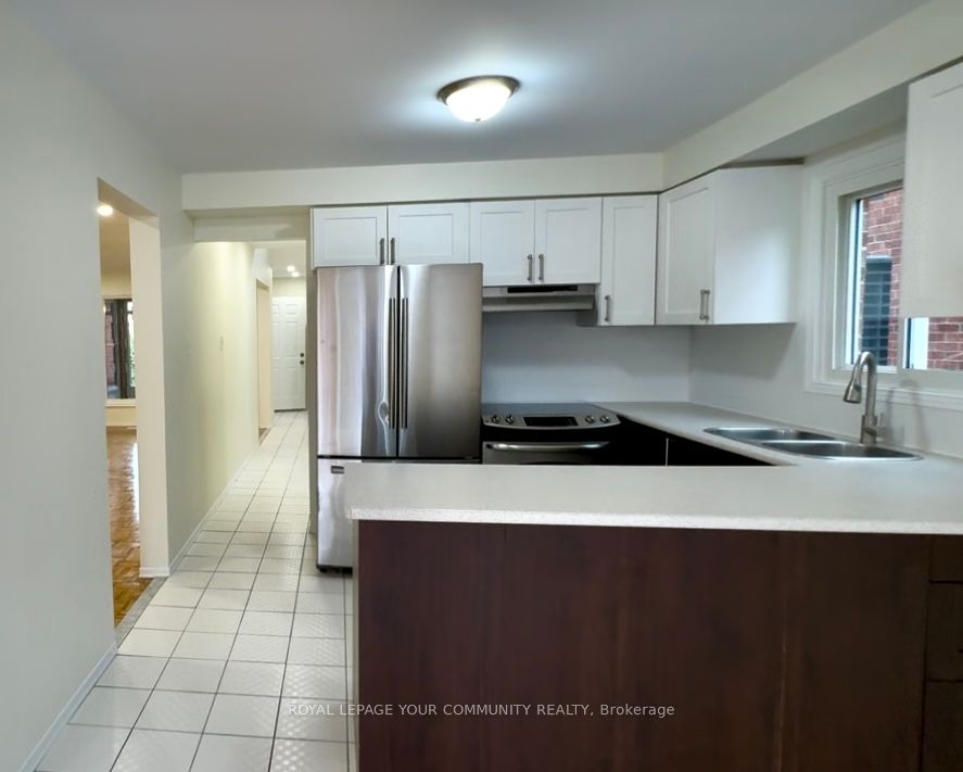 136 Woodcroft Lane