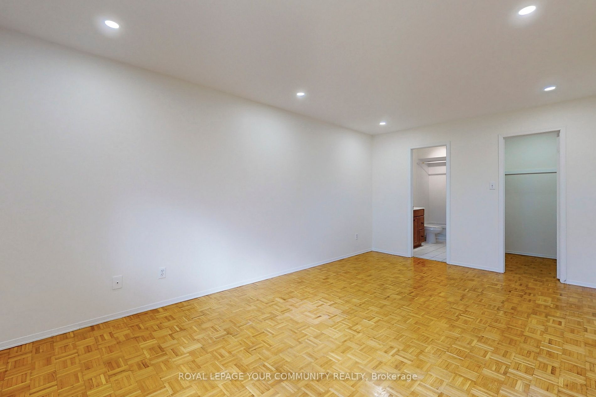 136 Woodcroft Lane