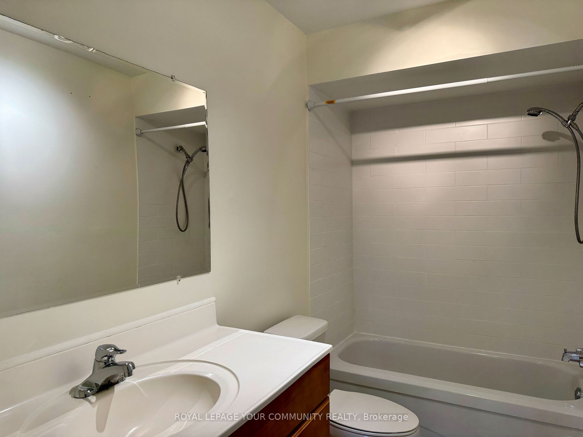 136 Woodcroft Lane