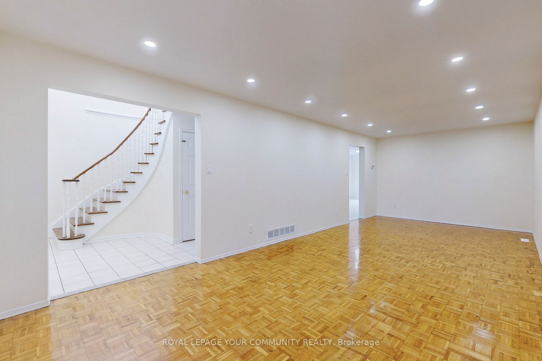 136 Woodcroft Lane