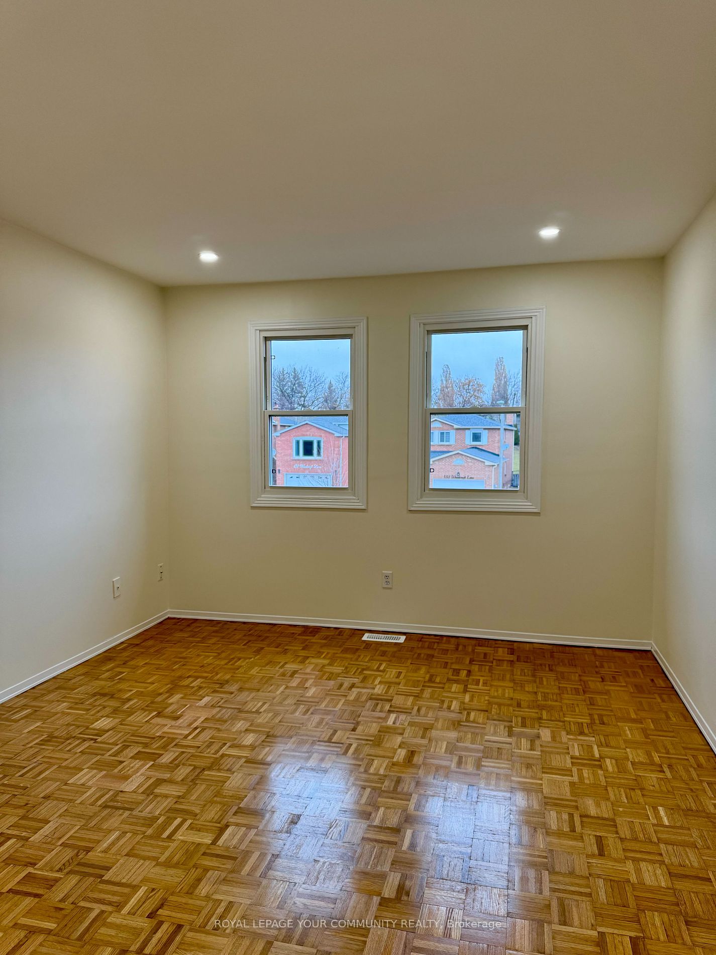 136 Woodcroft Lane
