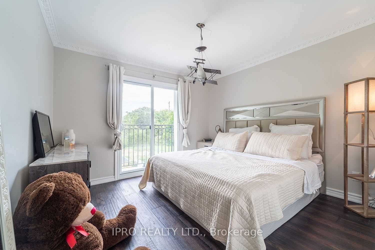 5 Greenan Rd