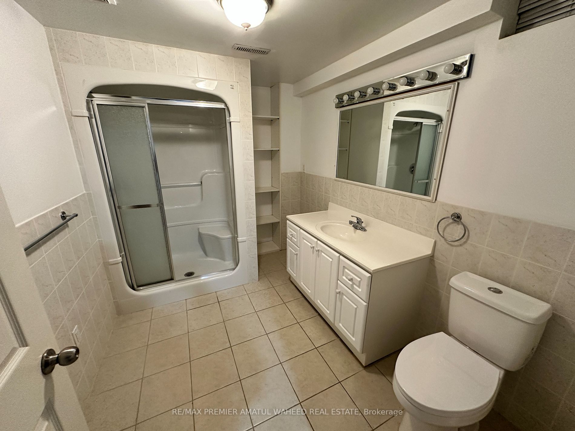166 Killian Rd