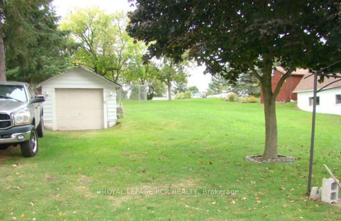 290 Main St N