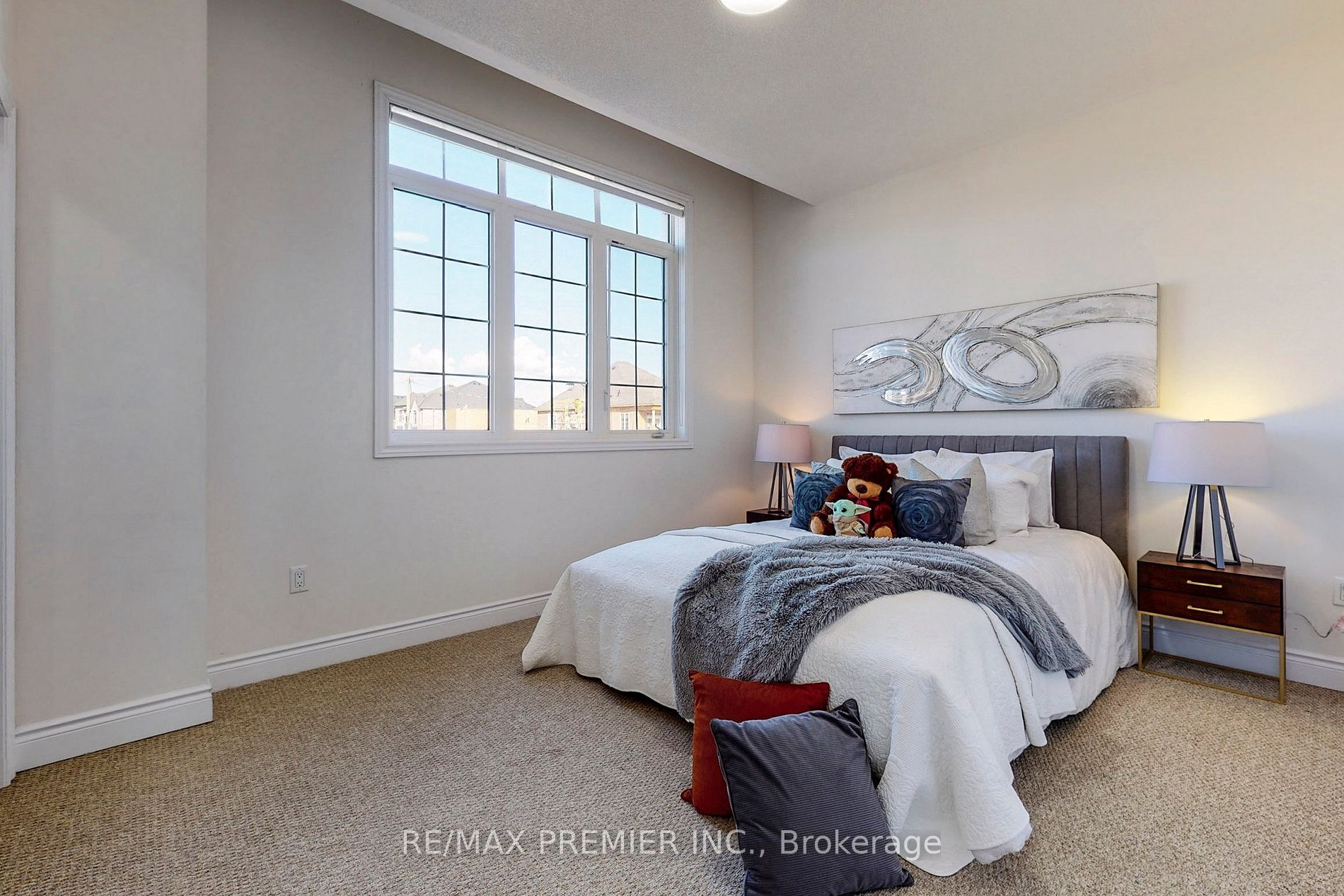 136 Stormont Tr