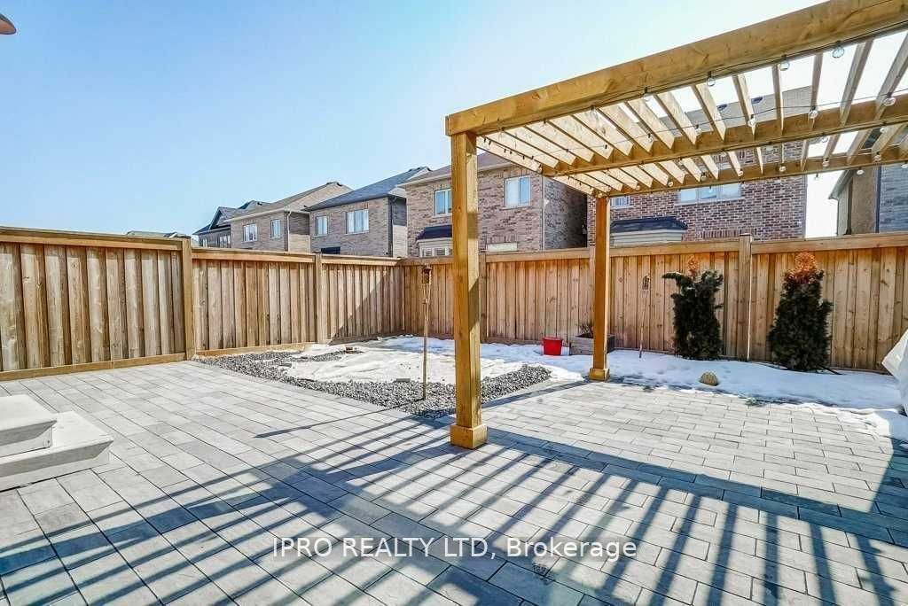 19 Cranbrook Cres