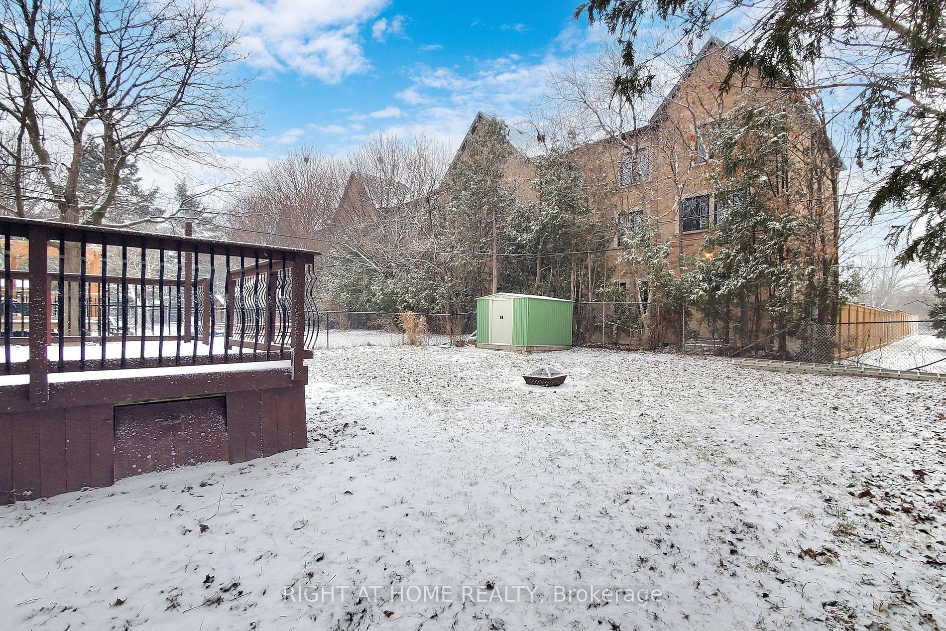 265 Andrew St