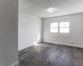 49 Lindsay Ave, #Upper